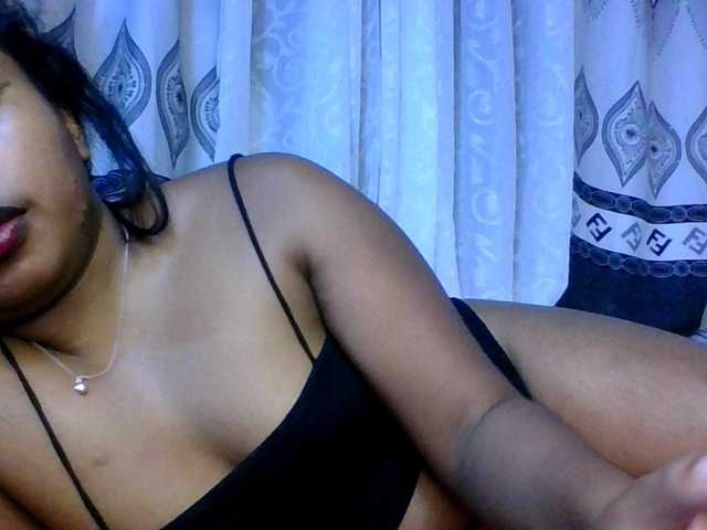 Pauliemarie live cam on BongaCams