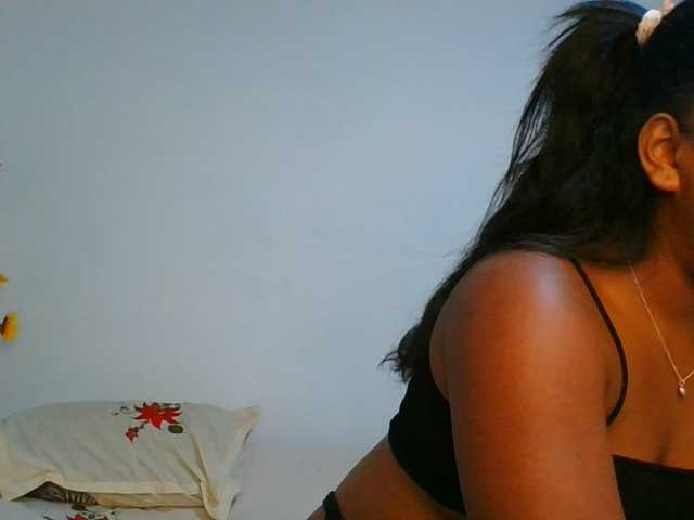 Pauliemarie live cam on BongaCams