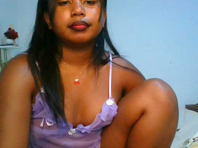 Pauliemarie live cam on BongaCams