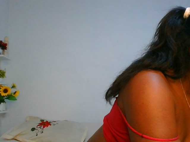 Pauliemarie live cam on BongaCams