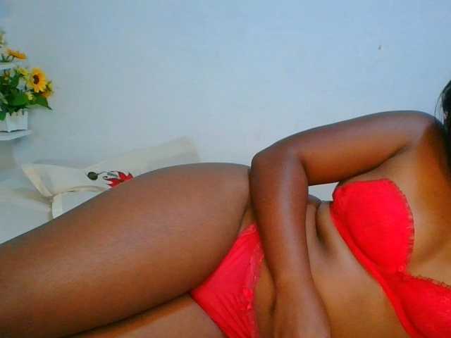 Pauliemarie live cam on BongaCams