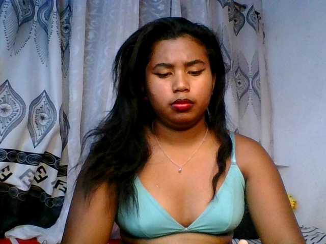 Pauliemarie live cam on BongaCams