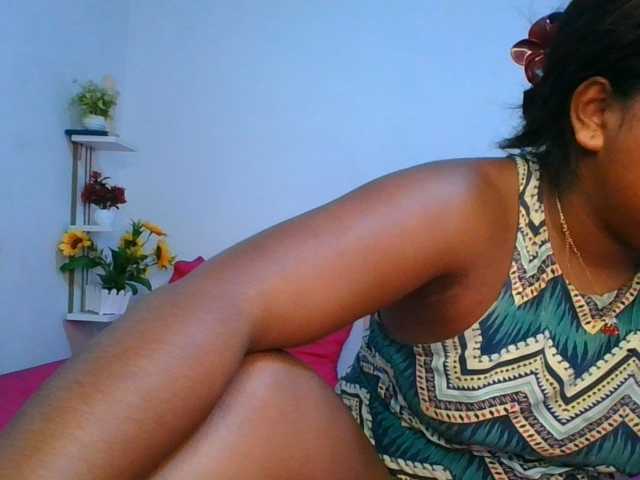 Pauliemarie live cam on BongaCams