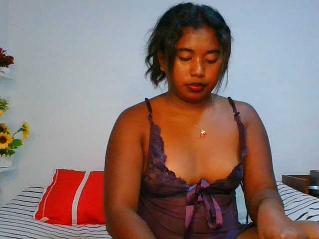Pauliemarie live cam on BongaCams