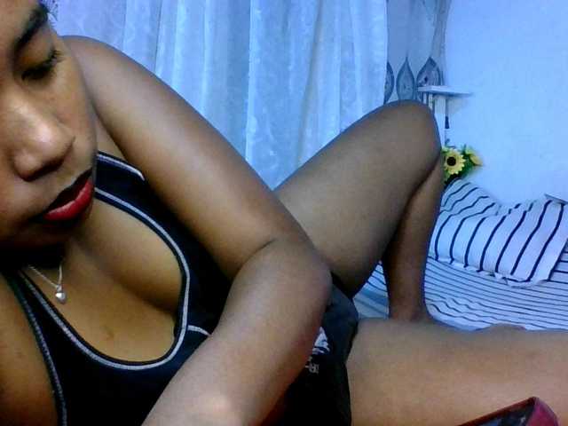 Pauliemarie live cam on BongaCams