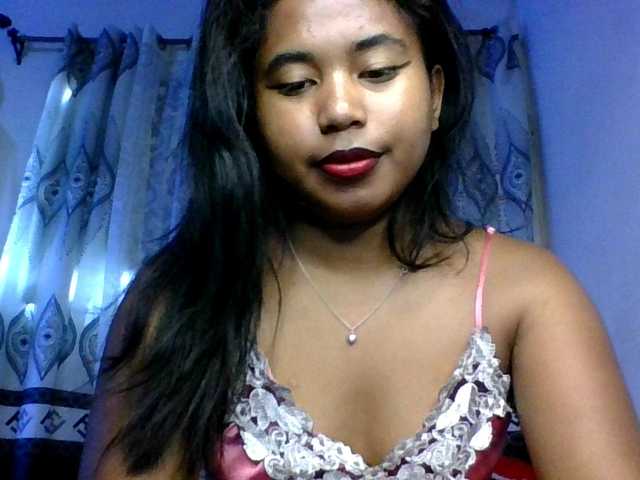 Pauliemarie's BongaCams show and profile