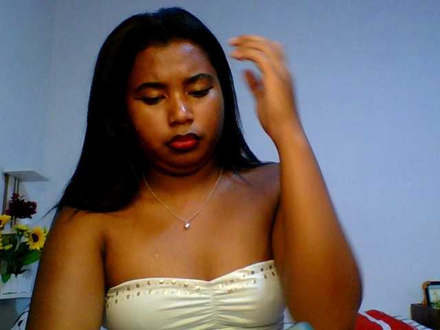 Pauliemarie live cam on BongaCams