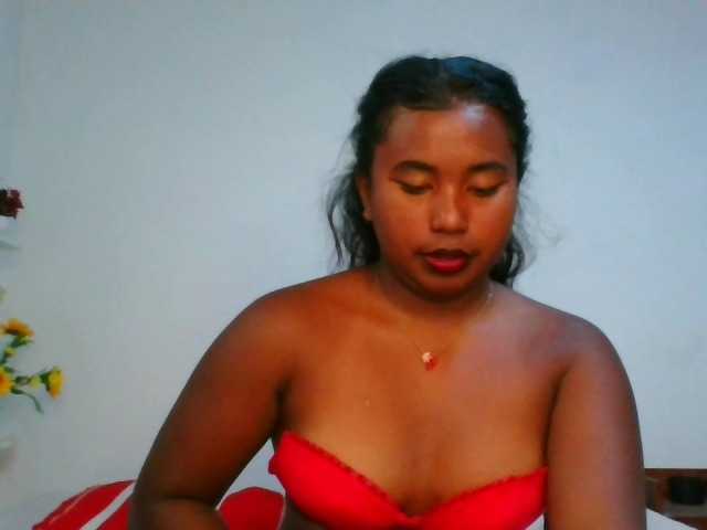 Pauliemarie live cam on BongaCams