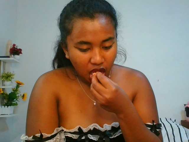 Pauliemarie live cam on BongaCams