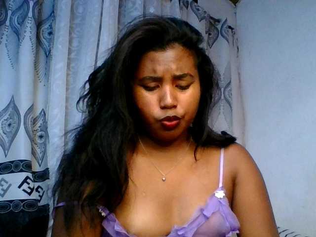 Pauliemarie live cam on BongaCams