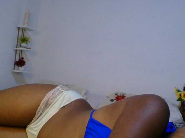 Pauliemarie live cam on BongaCams
