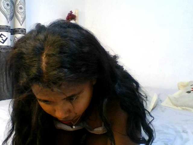 Pauliemarie live cam on BongaCams