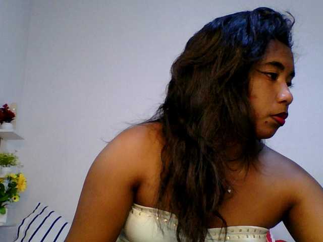 Pauliemarie live cam on BongaCams