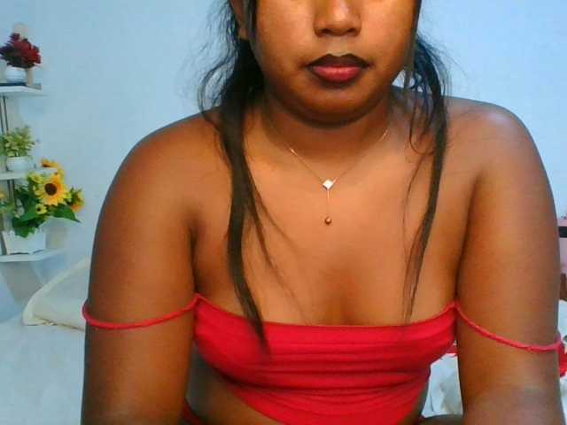 Pauliemarie live cam on BongaCams