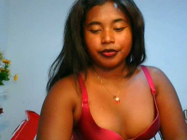Pauliemarie live cam on BongaCams