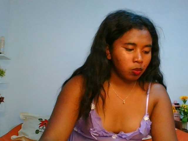 Pauliemarie live cam on BongaCams