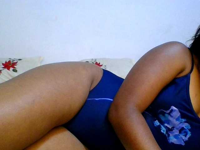 Pauliemarie live cam on BongaCams