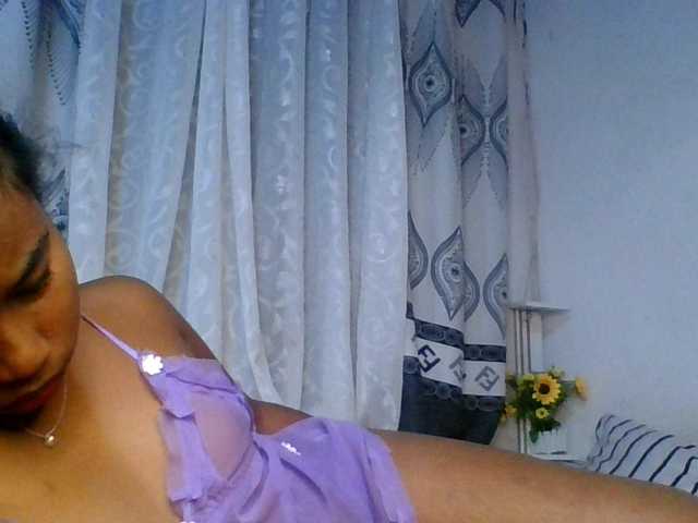 Pauliemarie live cam on BongaCams