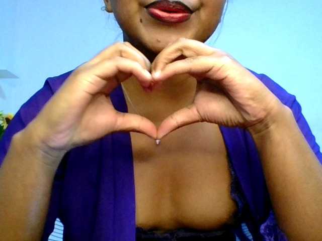 Pauliemarie live cam on BongaCams