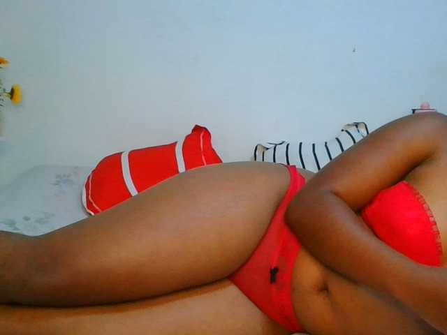 Pauliemarie live cam on BongaCams