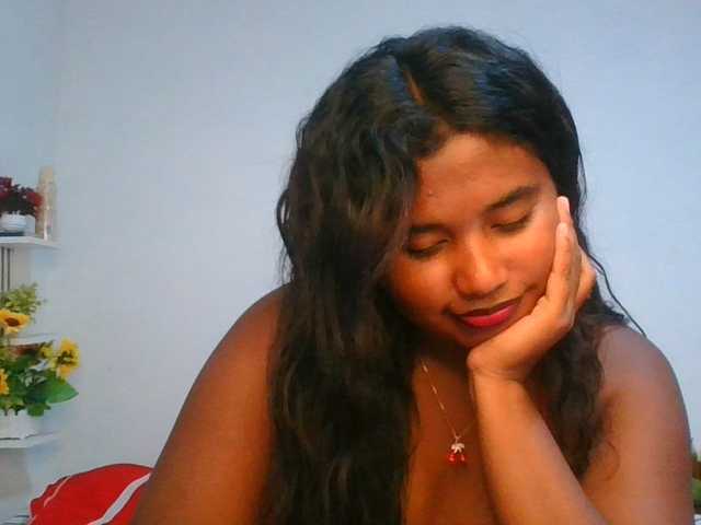 Pauliemarie live cam on BongaCams