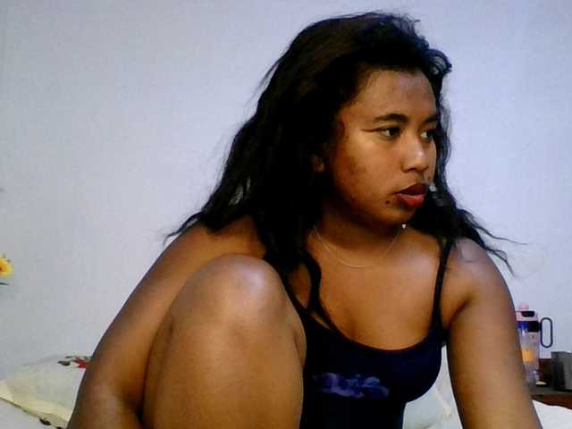 Pauliemarie live cam on BongaCams