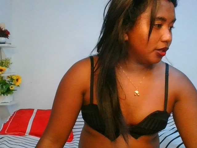 Pauliemarie live cam on BongaCams