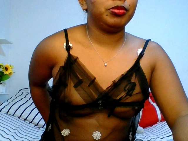 Pauliemarie live cam on BongaCams