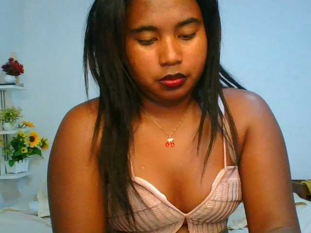 Pauliemarie live cam on BongaCams
