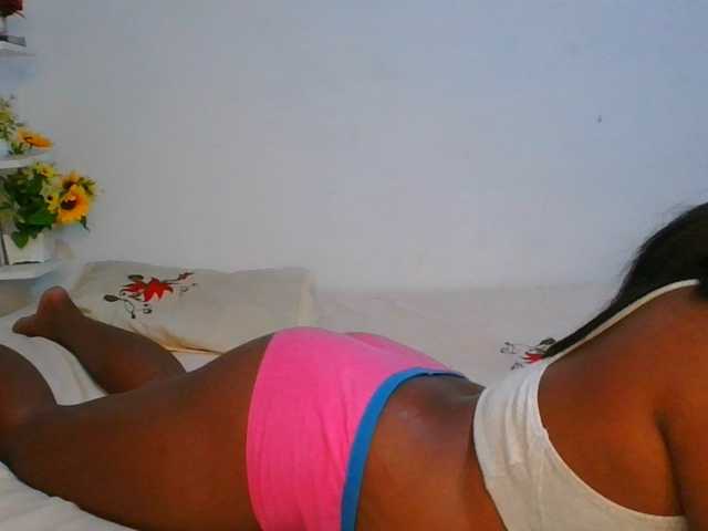 Pauliemarie live cam on BongaCams