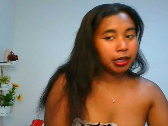Pauliemarie live cam on BongaCams