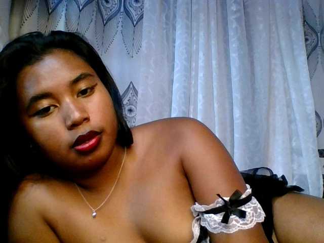 Pauliemarie live cam on BongaCams