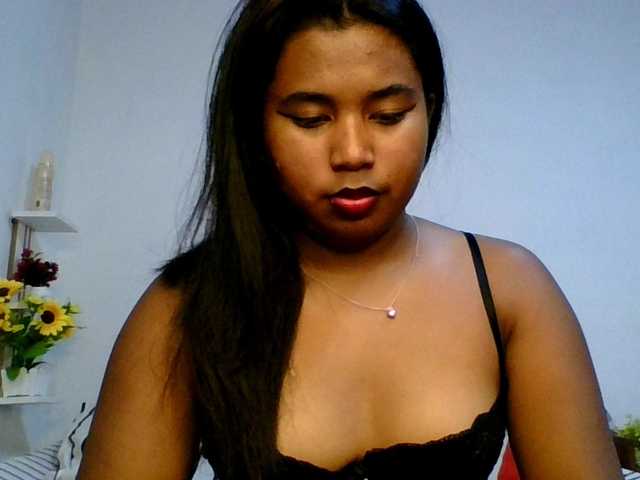 Pauliemarie live cam on BongaCams