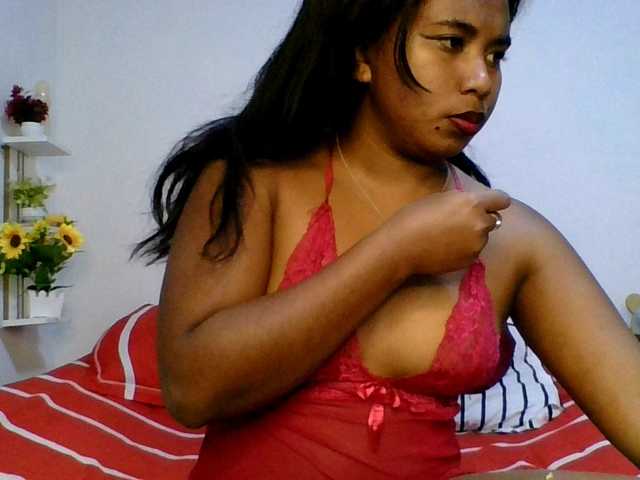 Pauliemarie live cam on BongaCams