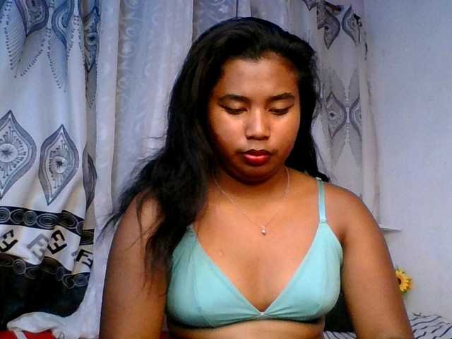 Pauliemarie live cam on BongaCams