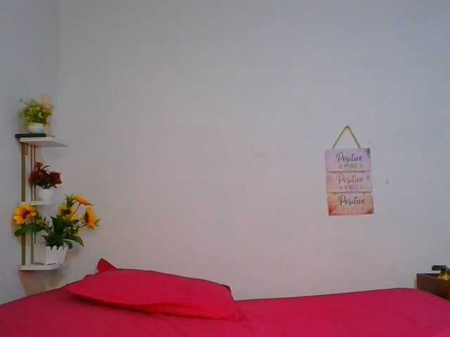 Pauliemarie live cam on BongaCams
