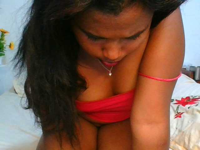 Pauliemarie live cam on BongaCams