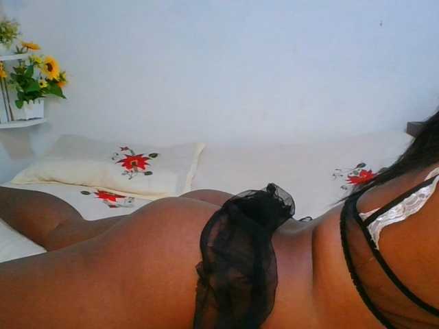 Pauliemarie live cam on BongaCams