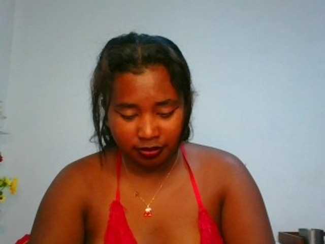 Pauliemarie live cam on BongaCams