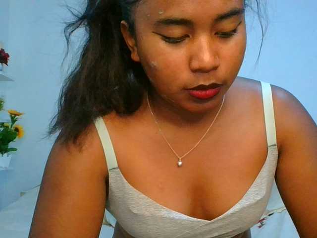 Pauliemarie live cam on BongaCams