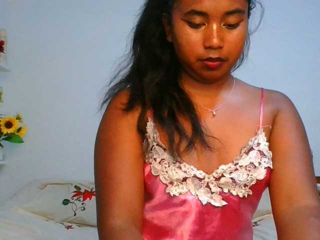 Pauliemarie live cam on BongaCams