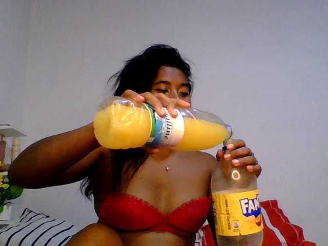 Pauliemarie live cam on BongaCams