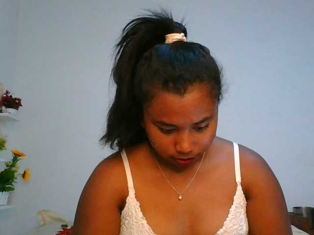 Pauliemarie live cam on BongaCams