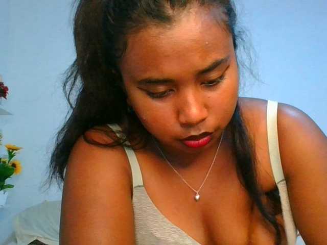 Pauliemarie live cam on BongaCams