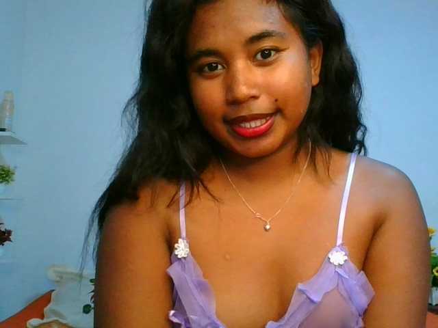 Pauliemarie live cam on BongaCams