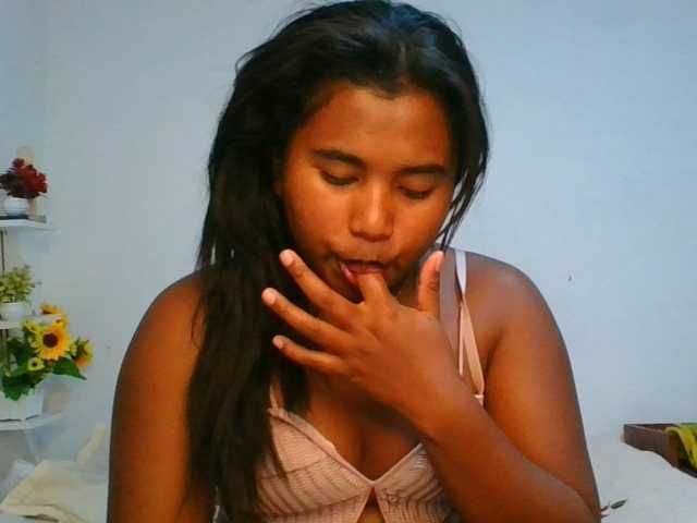 Pauliemarie live cam on BongaCams