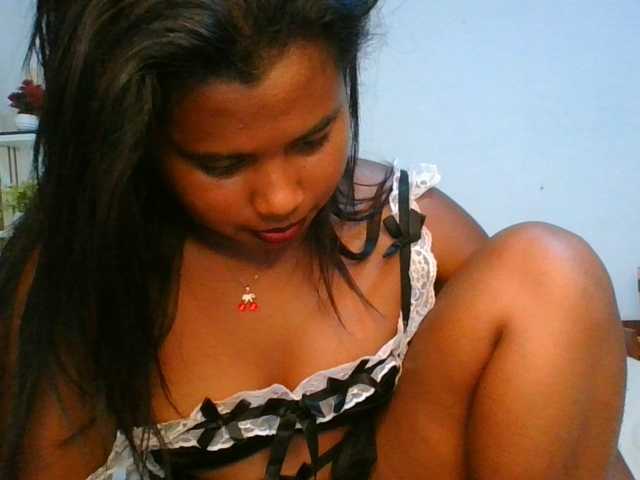 Pauliemarie live cam on BongaCams