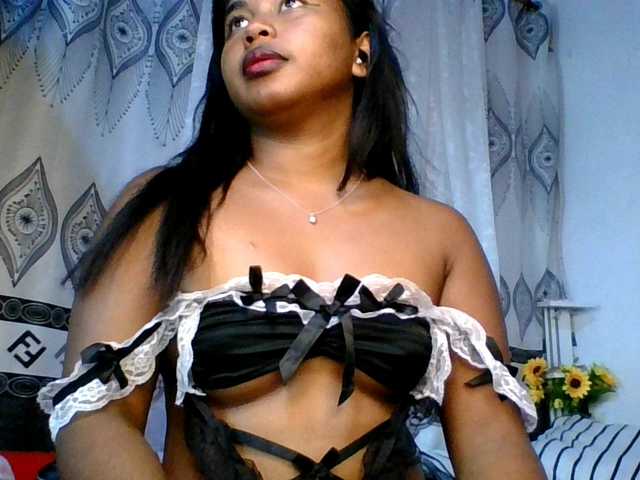 Pauliemarie live cam on BongaCams