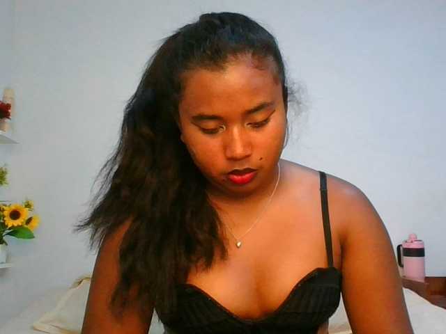 Pauliemarie live cam on BongaCams
