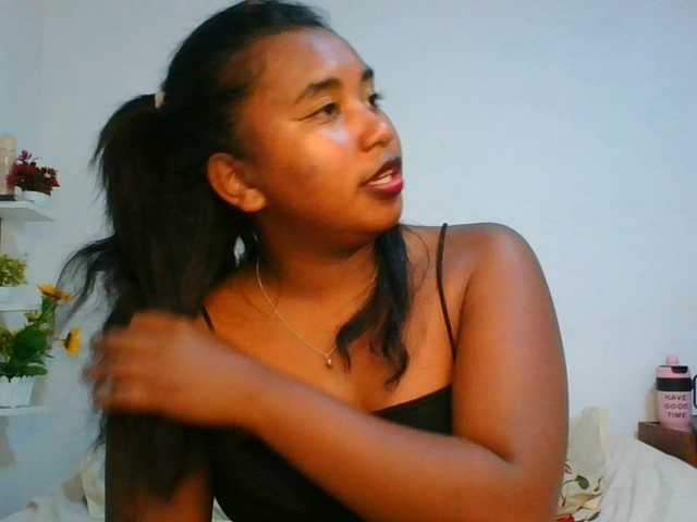 Pauliemarie live cam on BongaCams